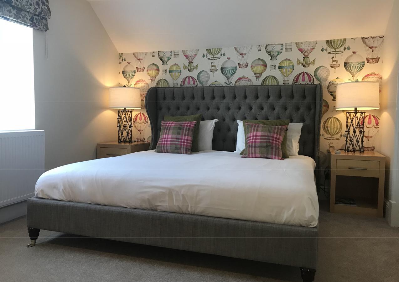 The Highworth Hotel 스윈던 외부 사진