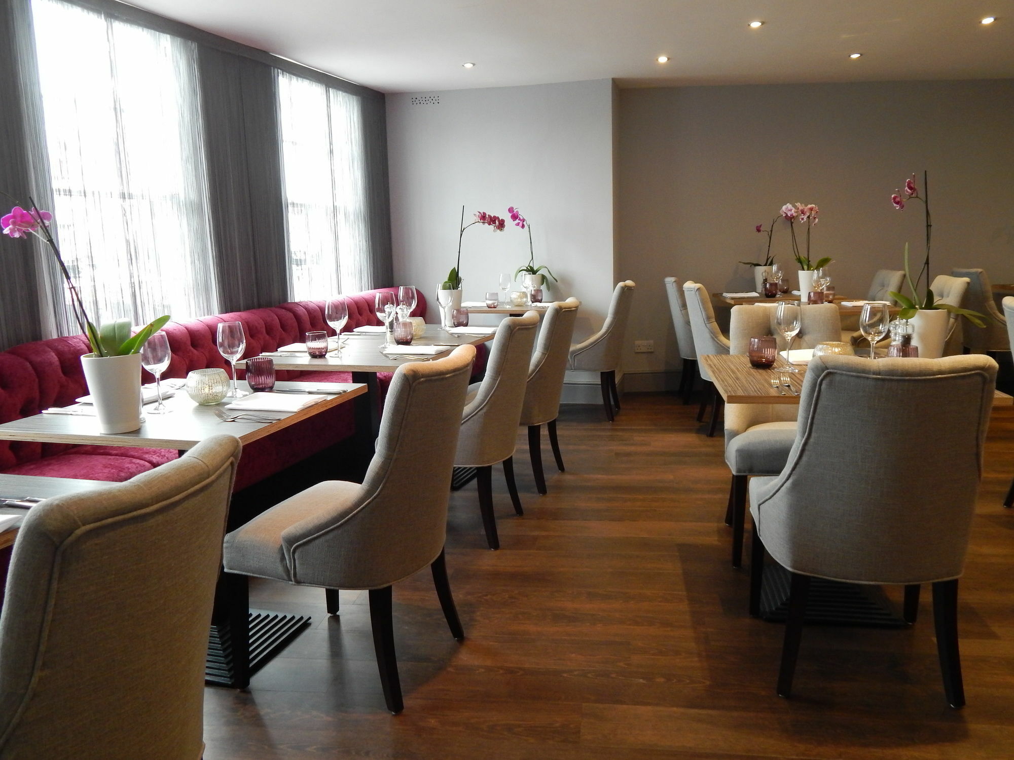 The Highworth Hotel 스윈던 외부 사진