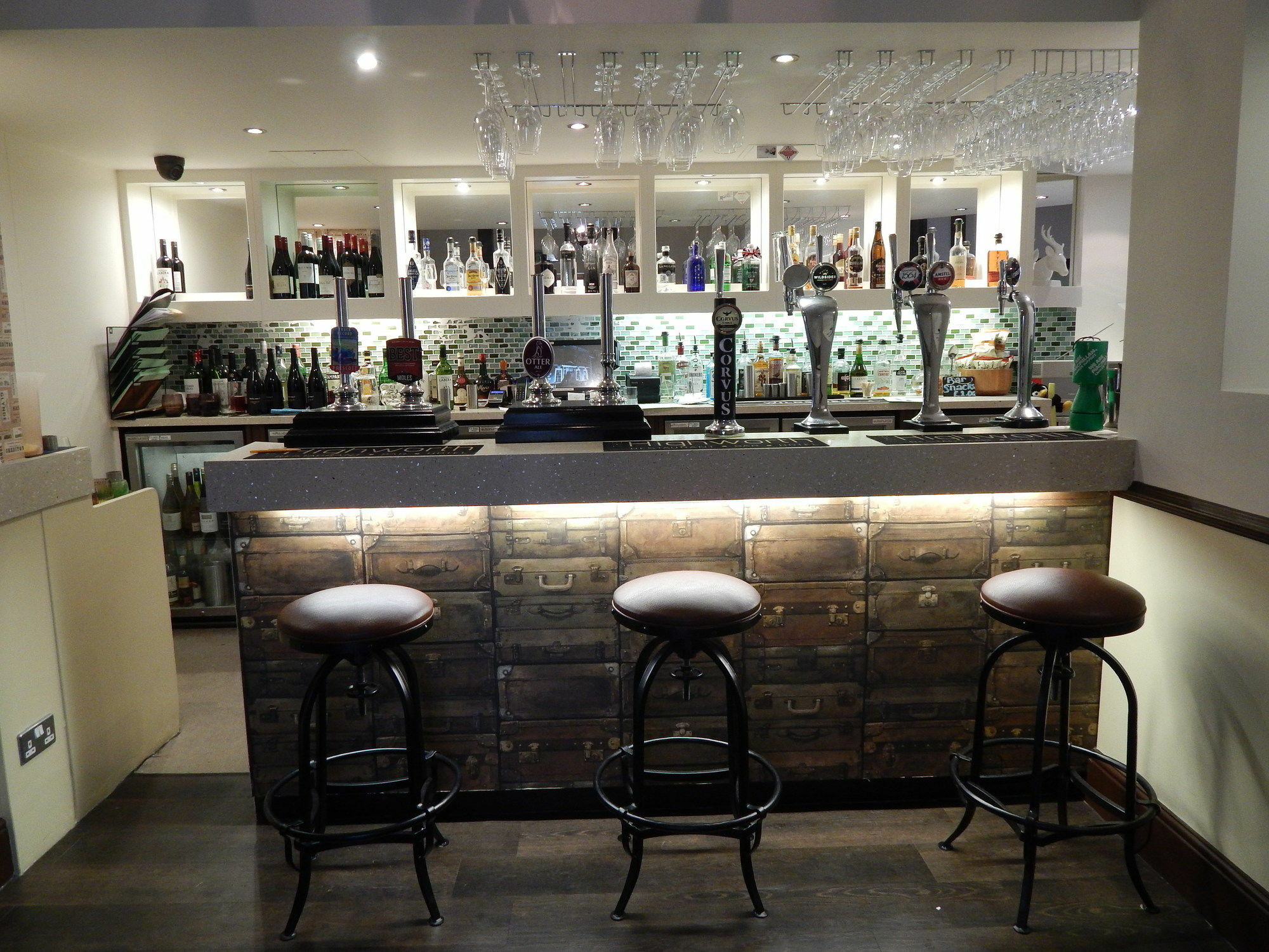 The Highworth Hotel 스윈던 외부 사진