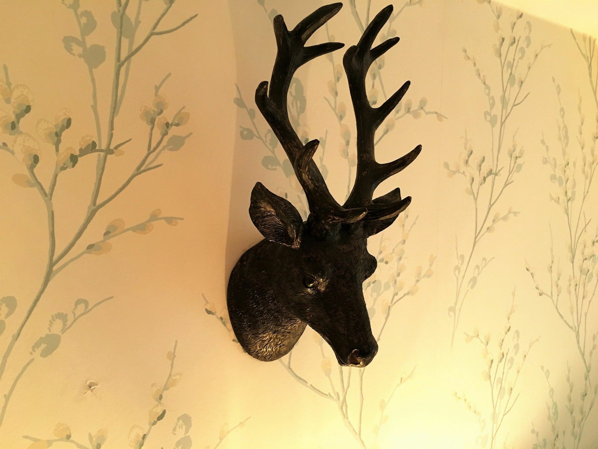 The Highworth Hotel 스윈던 외부 사진